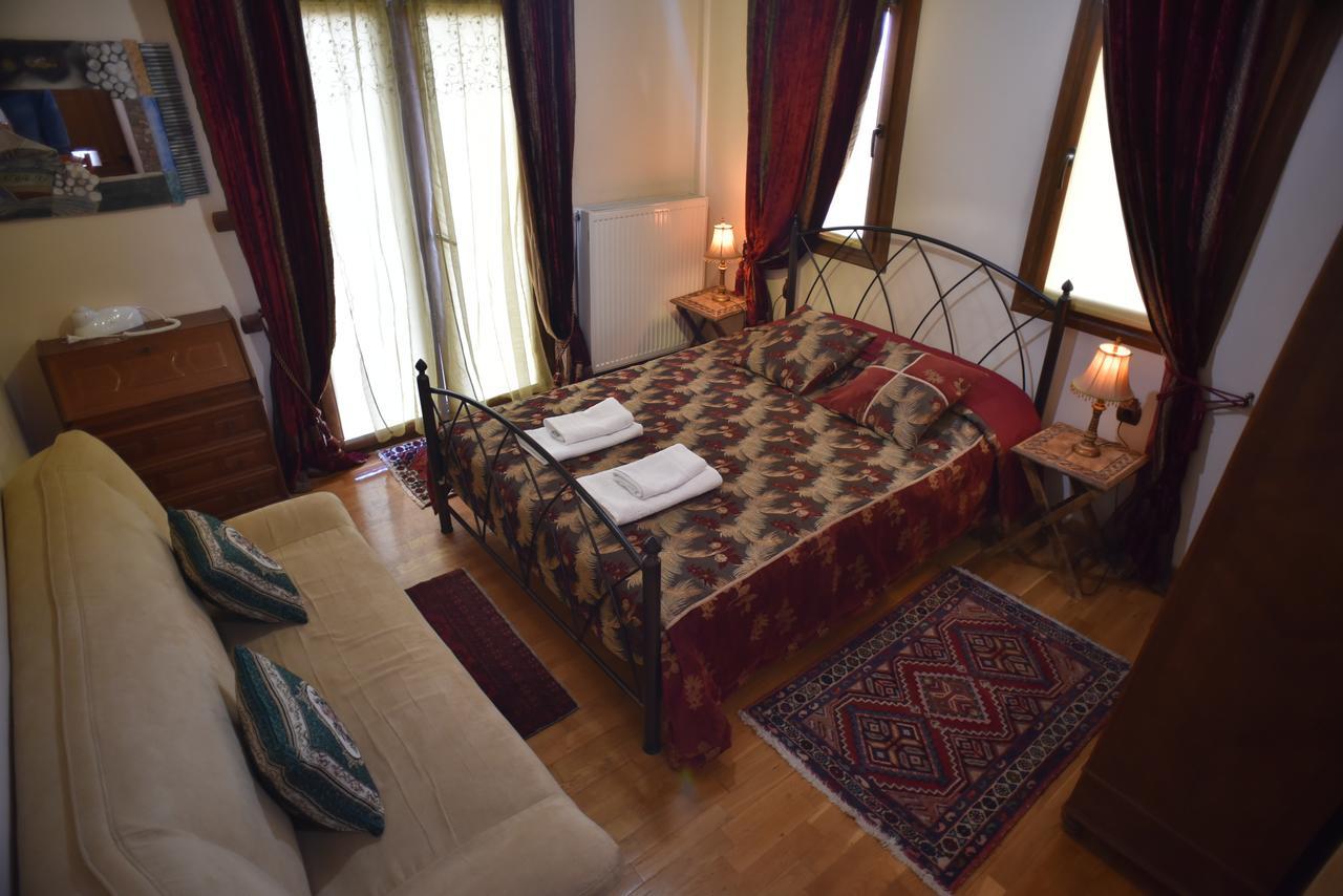Santa Marina Guesthouse Káto Loutrákion 외부 사진