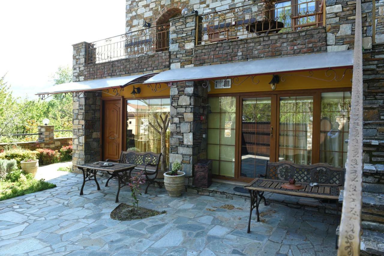 Santa Marina Guesthouse Káto Loutrákion 외부 사진