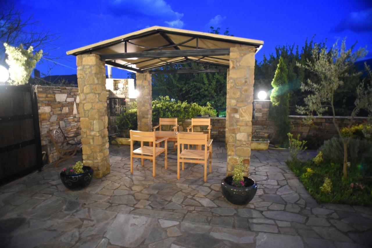 Santa Marina Guesthouse Káto Loutrákion 외부 사진
