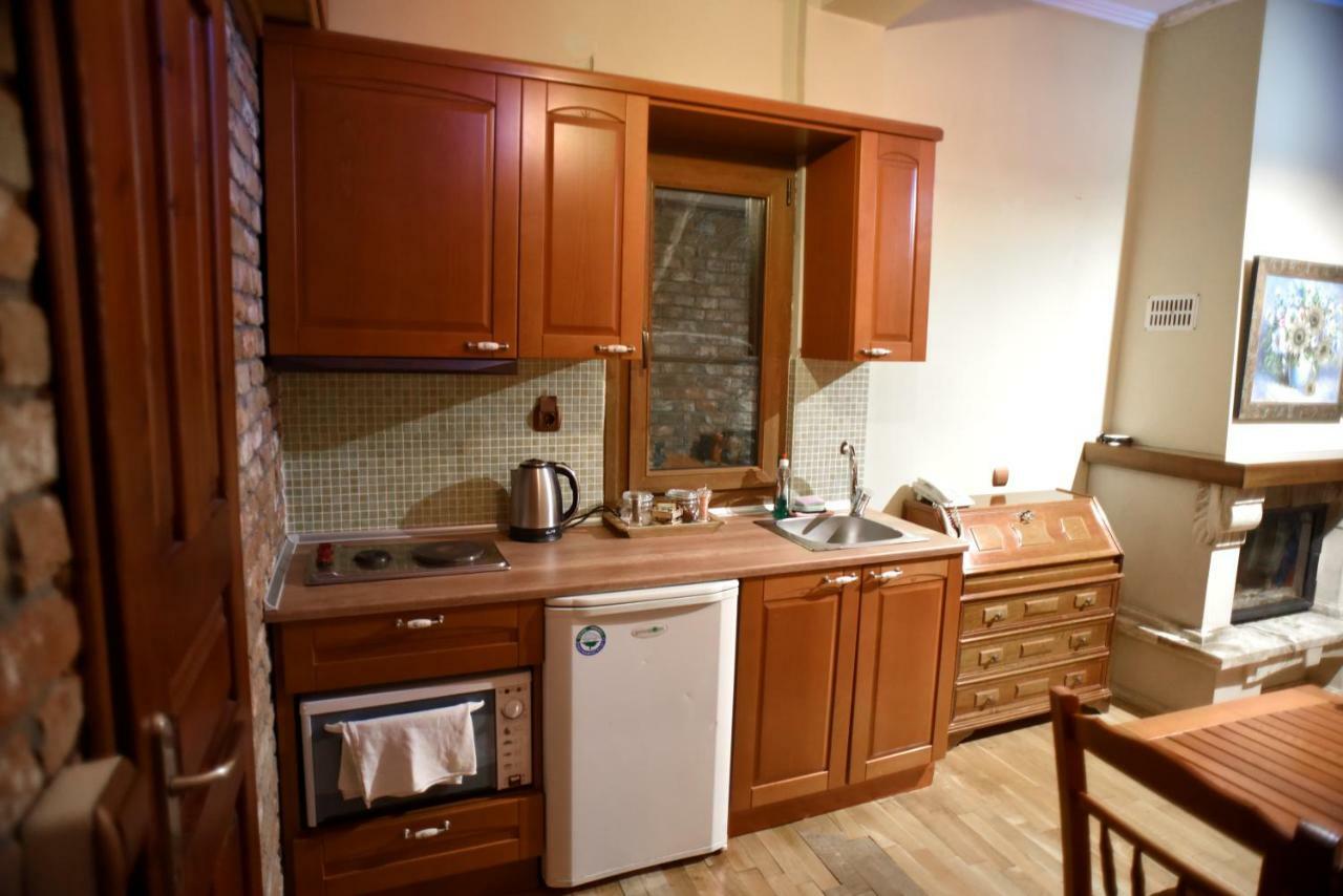 Santa Marina Guesthouse Káto Loutrákion 외부 사진