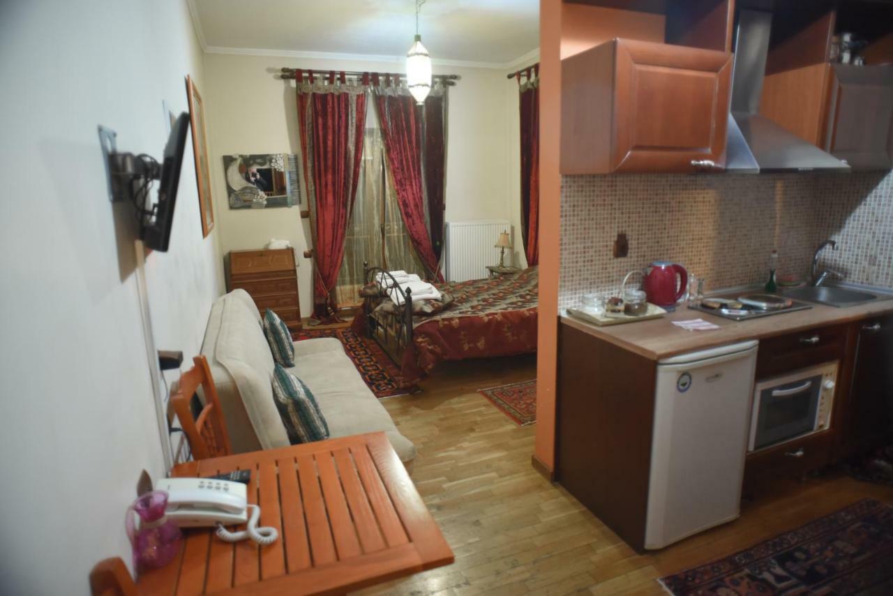 Santa Marina Guesthouse Káto Loutrákion 외부 사진