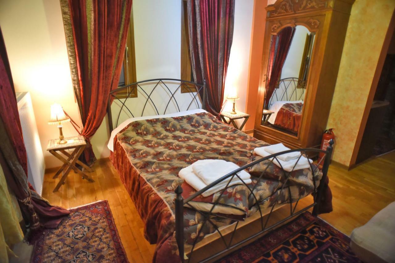 Santa Marina Guesthouse Káto Loutrákion 외부 사진